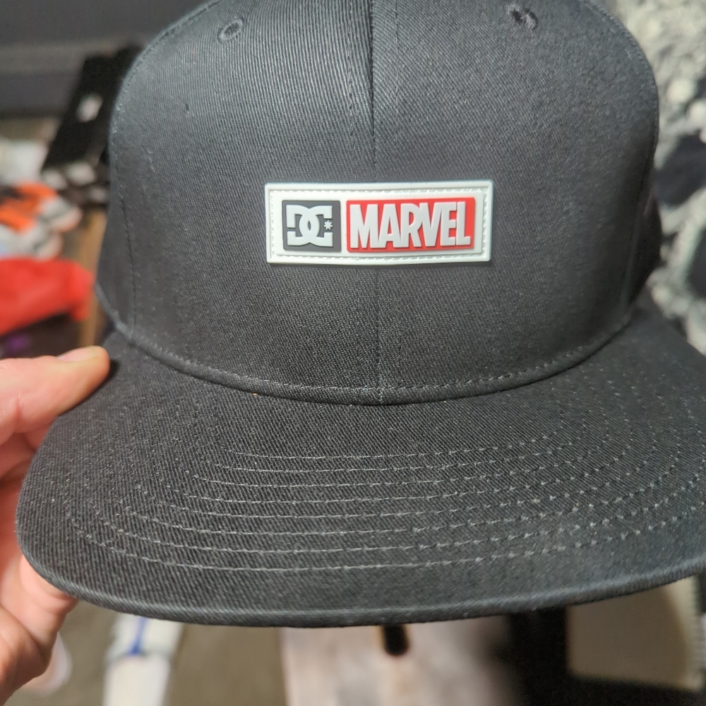 Dcshoecousa/Marvel Deadpool hat